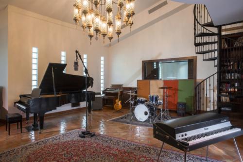 Casonna Pappass Live Room
